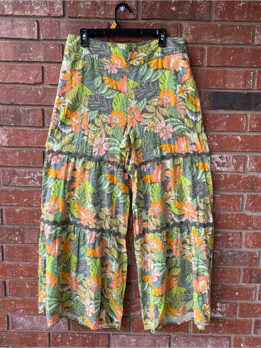 Cato Tropical Floral Tiered Wide-Leg Pants - Green & Orange